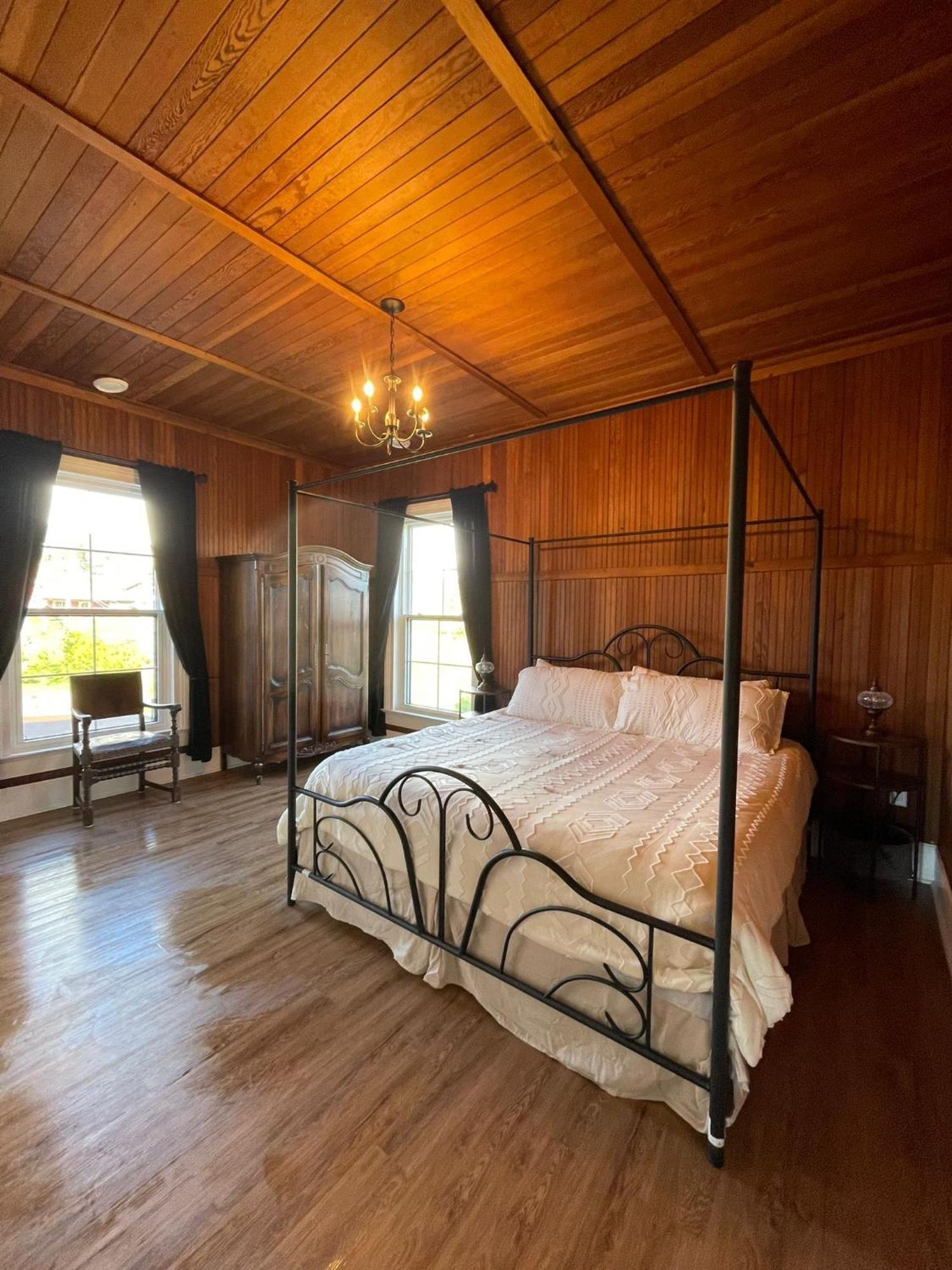 King Room with Garden View